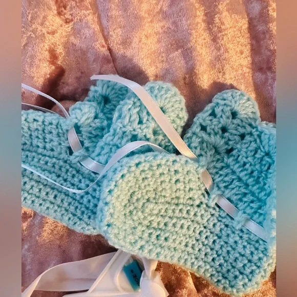 BOGO 🌞3pc Handmade Crochet Baby Set in Mint Green - Picture 4 of 8